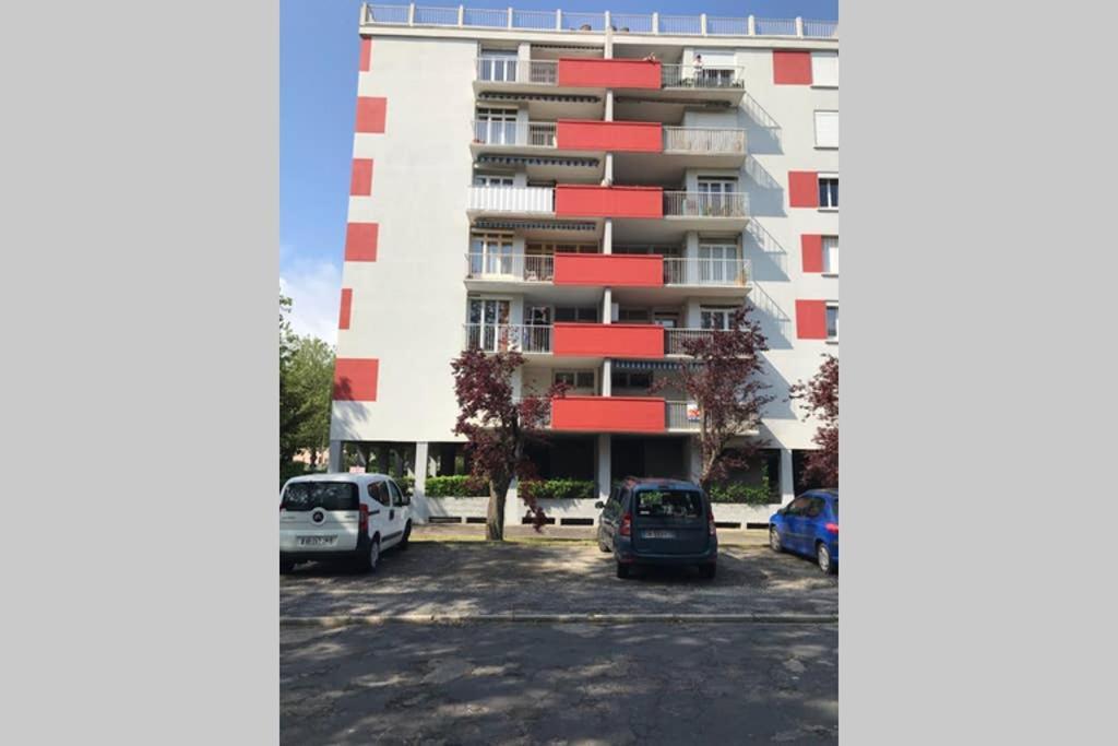 Bel Appartement Avec Vue Et Parking Prive Beziers Luaran gambar